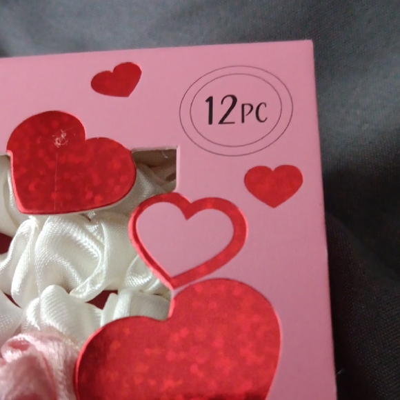 Nicole Miller Pink, White, and Gold Hair Scrunchies - Picture 3 of 5